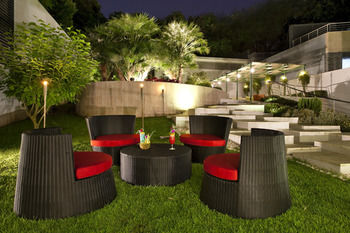 Childrens Play Area - Outdoor